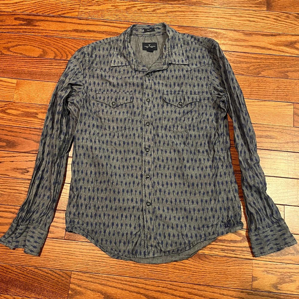 American Eagle Button Down Shirt